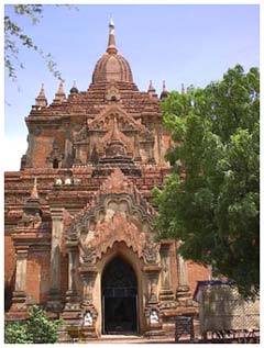 Htilominlo temple in Bagan