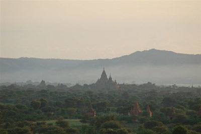View of Tent Kyi hill, Ayeyarwaddy river and stupas from Pyatthad Gyi Pagoda, Bagan