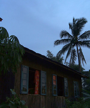 The windows overlooking the river