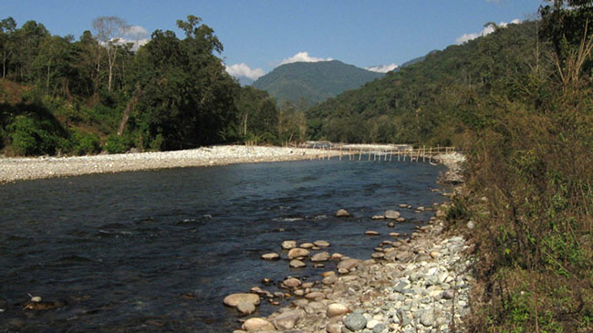 On the route to Ziyadan village