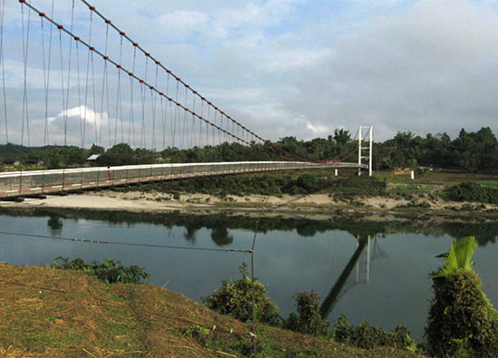 Machanbaw suspension bridge over Malikha river