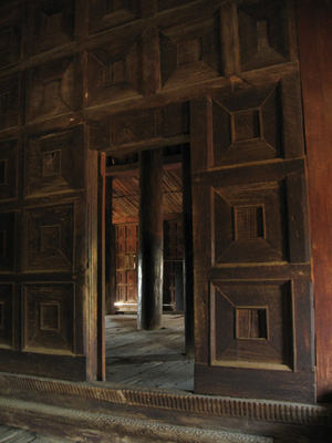 Inside the wooden monastery of Pakhan Gyi