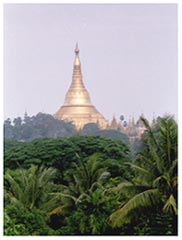 Shwedagon pagoda - photo by Albert (August 1999)